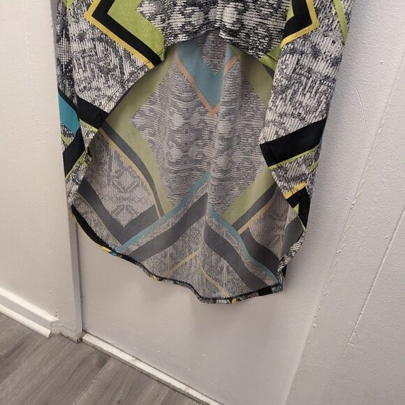 Large Emma & Michelle Snake Asymmetric Sleeveless Tribal Pattern Dress - Picture 3 of 9